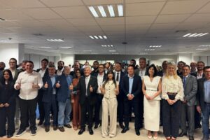 Projeto de Fabiana Bolsonaro fortalece políticas públicas para jovens paulistas