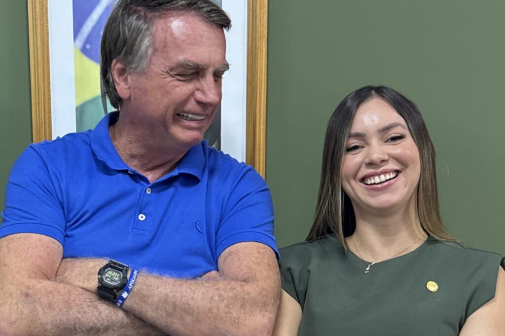 Quando a Justiça se transforma em Arma contra a Família - O Caso Flávio e Jair Bolsonaro