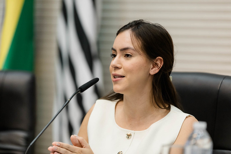 8 de janeiro: Fabiana Bolsonaro apresenta projeto para criar o Dia Estadual do Conservador